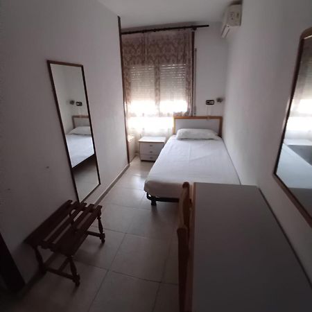 Hostal Lizana 2 Huesca Luaran gambar