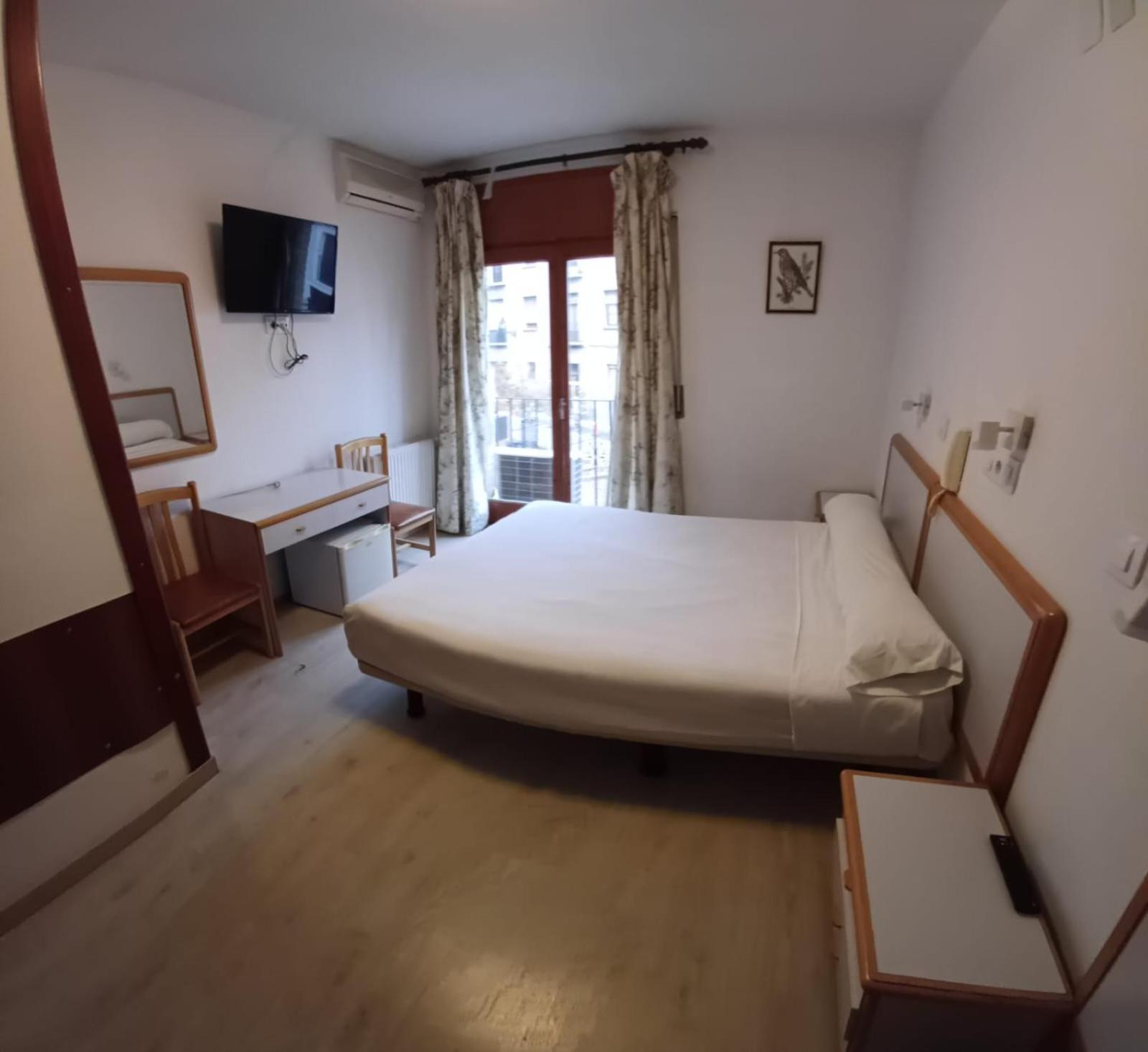 Hostal Lizana 2 Huesca Luaran gambar